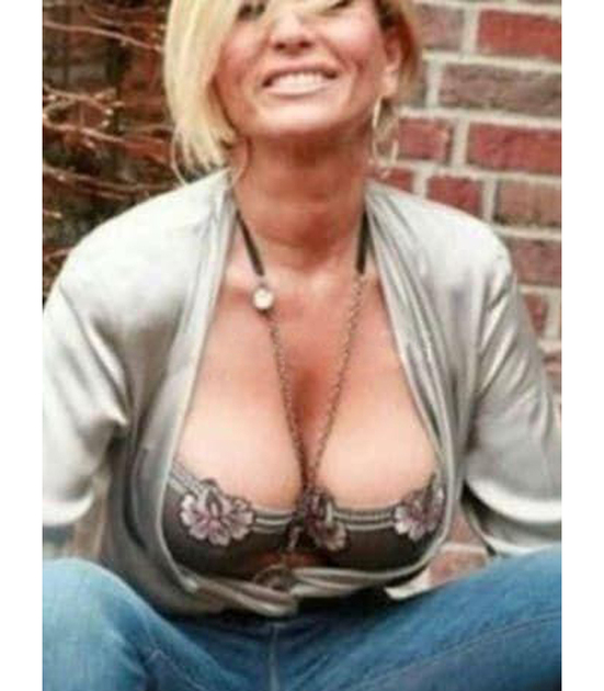3477008009 *CEVA*🇮🇹*ITALIANA*BIONDA**SEXY*🇮🇹 ITALIANA*🇮🇹BRAVA PER IL TUO RELAX*🇮🇹 MARINA*🇮🇹